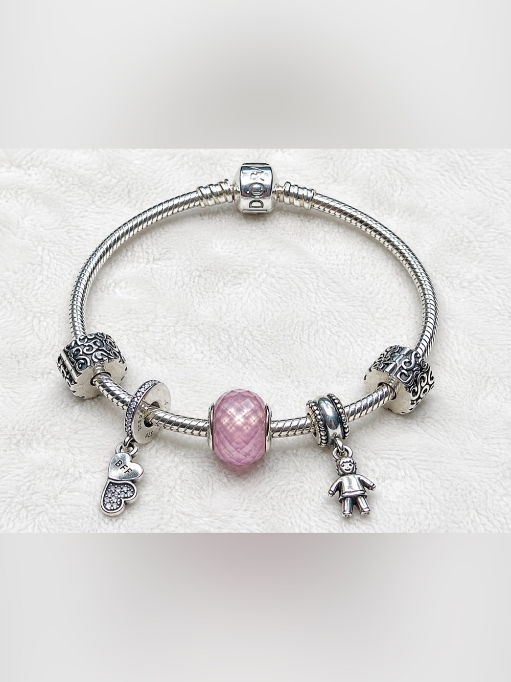 Authentic Pandora Moments Sterling Silver Bracelet & Charm Bundle — 19 cm / 7.5”